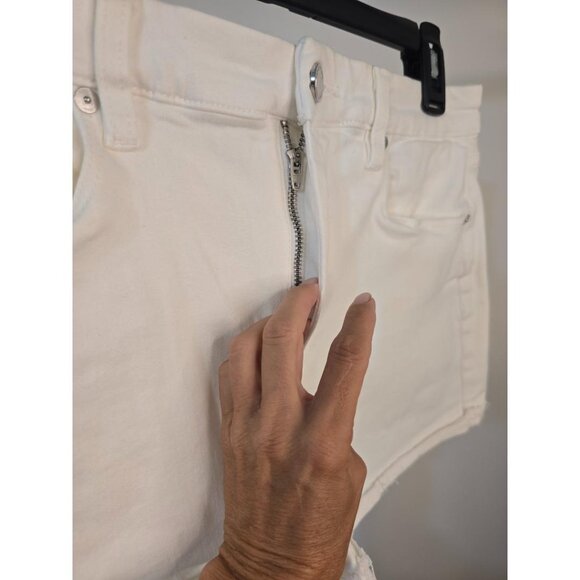 BlankNYC White Cutoff Stretchy HighRise Short Shorts 'the barrow' 30 - Picture 6 of 9